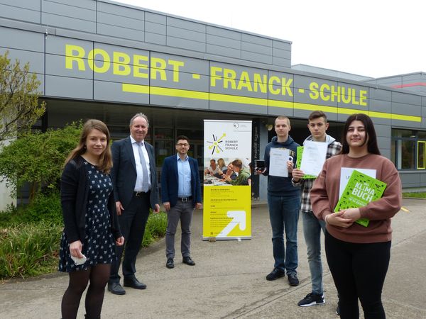 Preisübergabe an der Robert-Franck-Schule