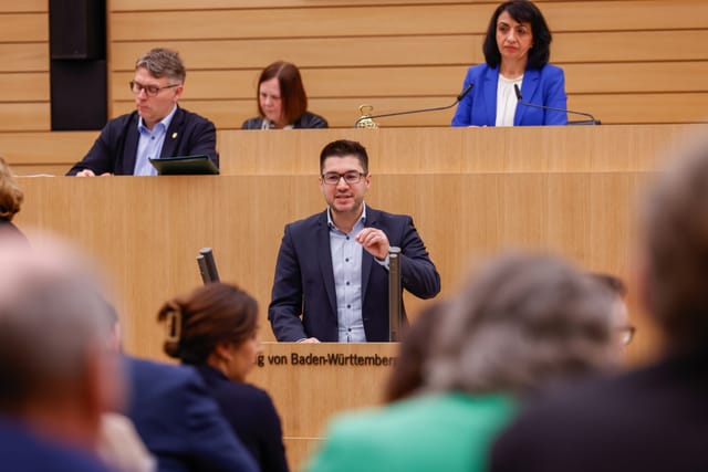 Politischer Feierabend im Landtag: Führung & Gespräch